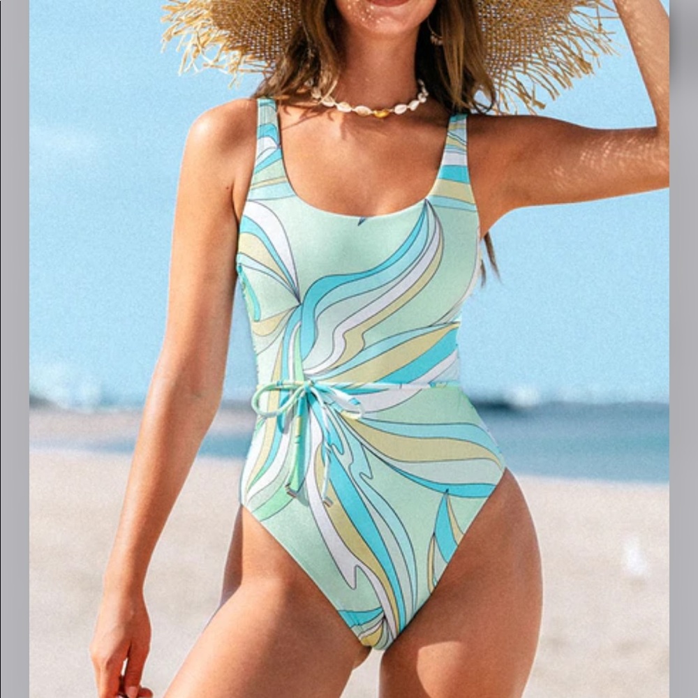 NWT Cupshe Green One Piece